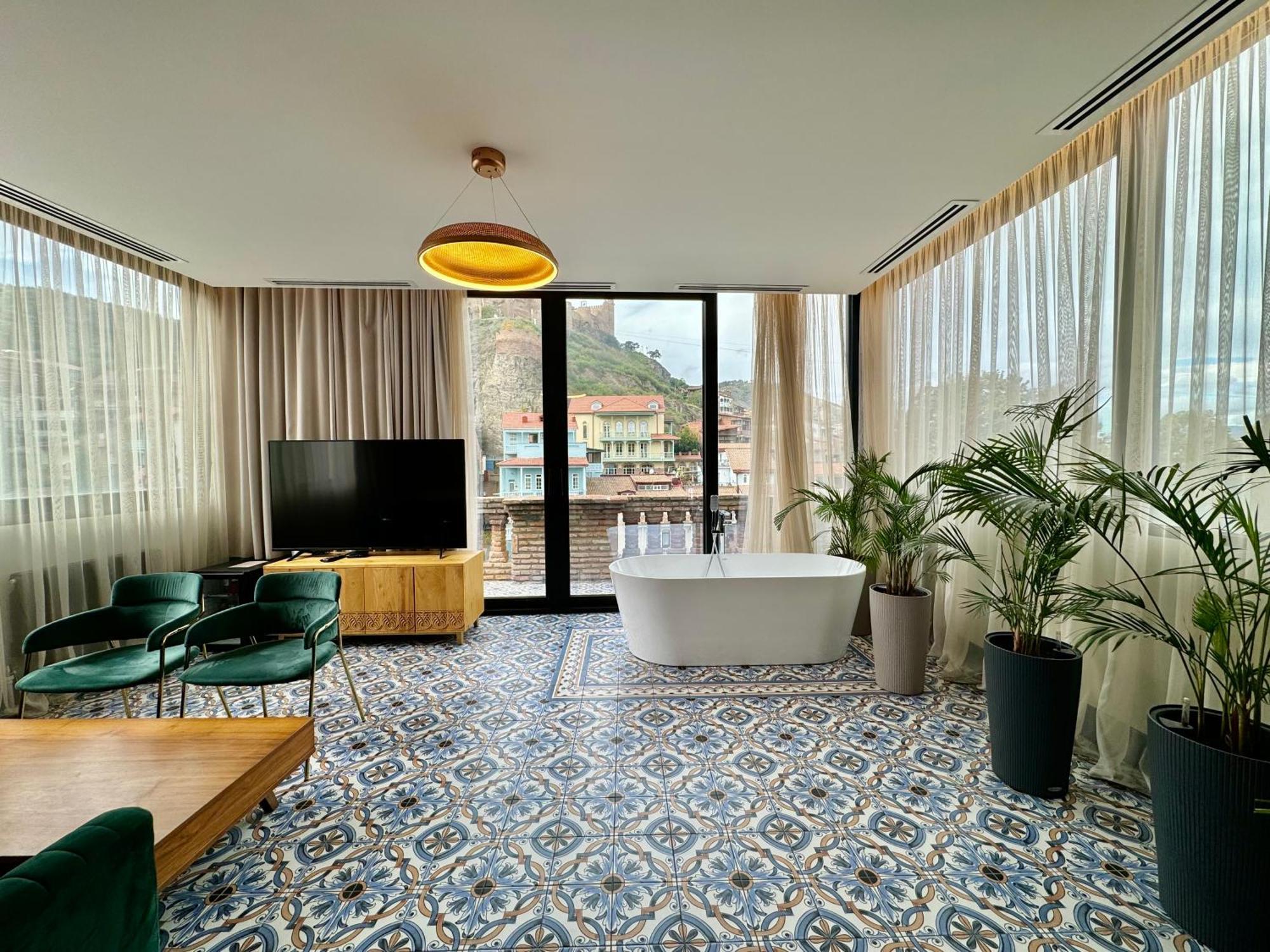 Hotel Abanotubani Tbilisi Bagian luar foto